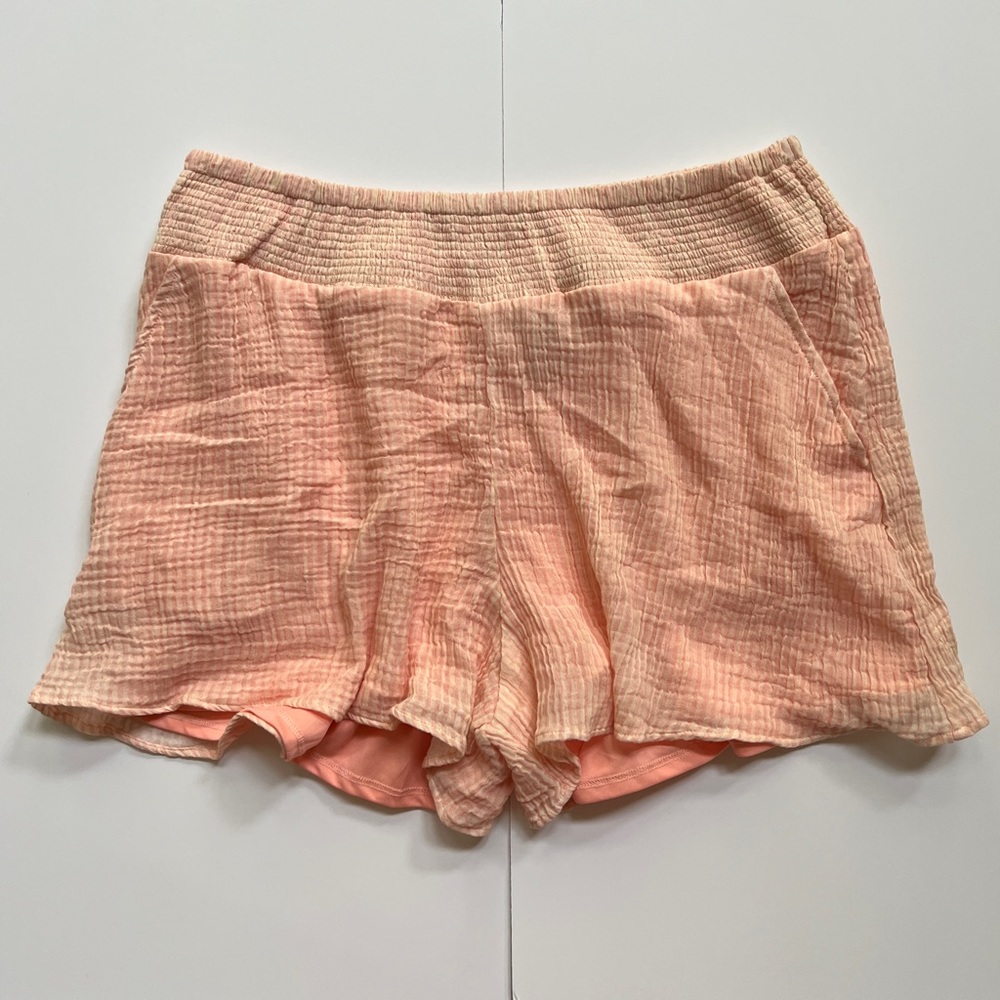 TORRID PEACH / WHITE STRIPED ELASTICBAND SHORTS SIZE 1X